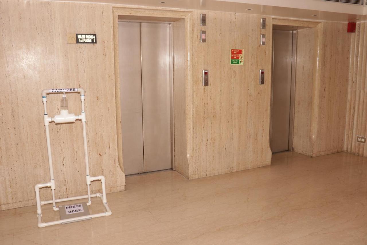 Monotel Calcutta Buitenkant foto