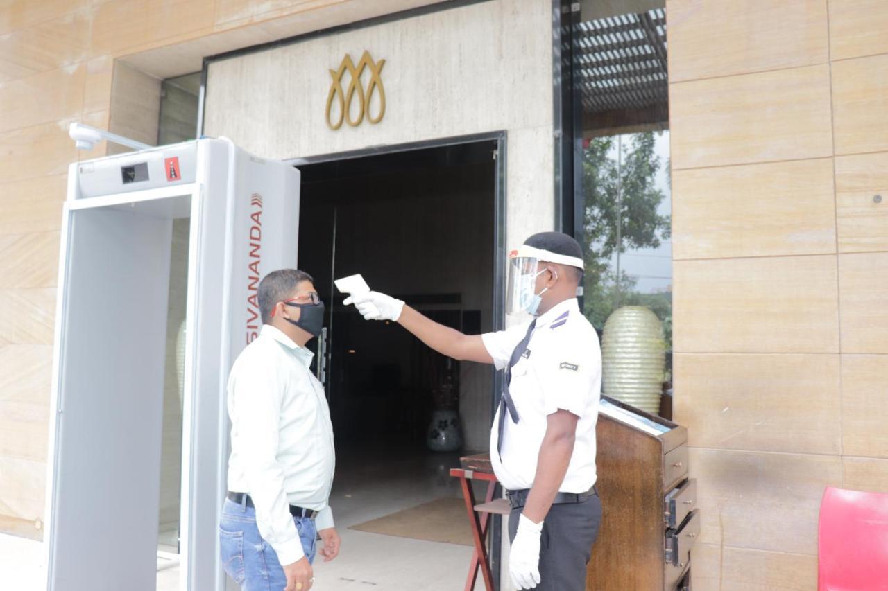 Monotel Calcutta Buitenkant foto