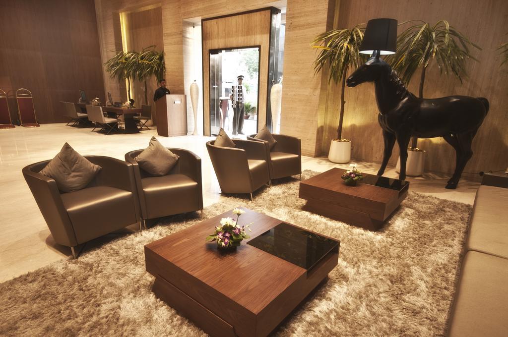 Monotel Calcutta Buitenkant foto